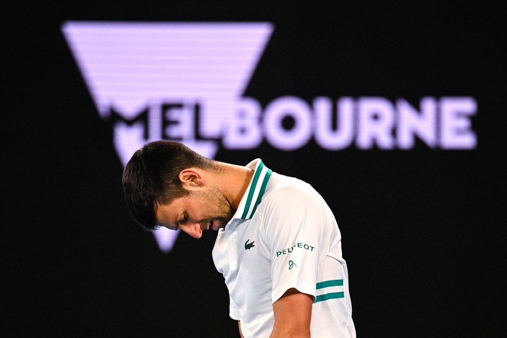 Avustralya Djokovic'in vizesini iptal etti. Kovid-19 aşısı olmayan Djokovic Avustralya Açık'a katılamayacak