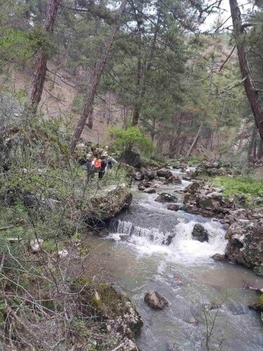 Eskişehirli doğa tutkunları Zahran Vadisi’ne hayran kaldı