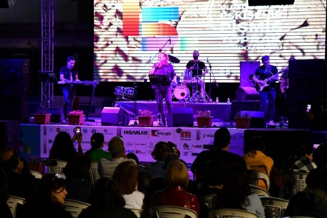 Tepebaşı'nda müzik ziyafeti sürüyor! Hangi konserler hangi gün olacak?
