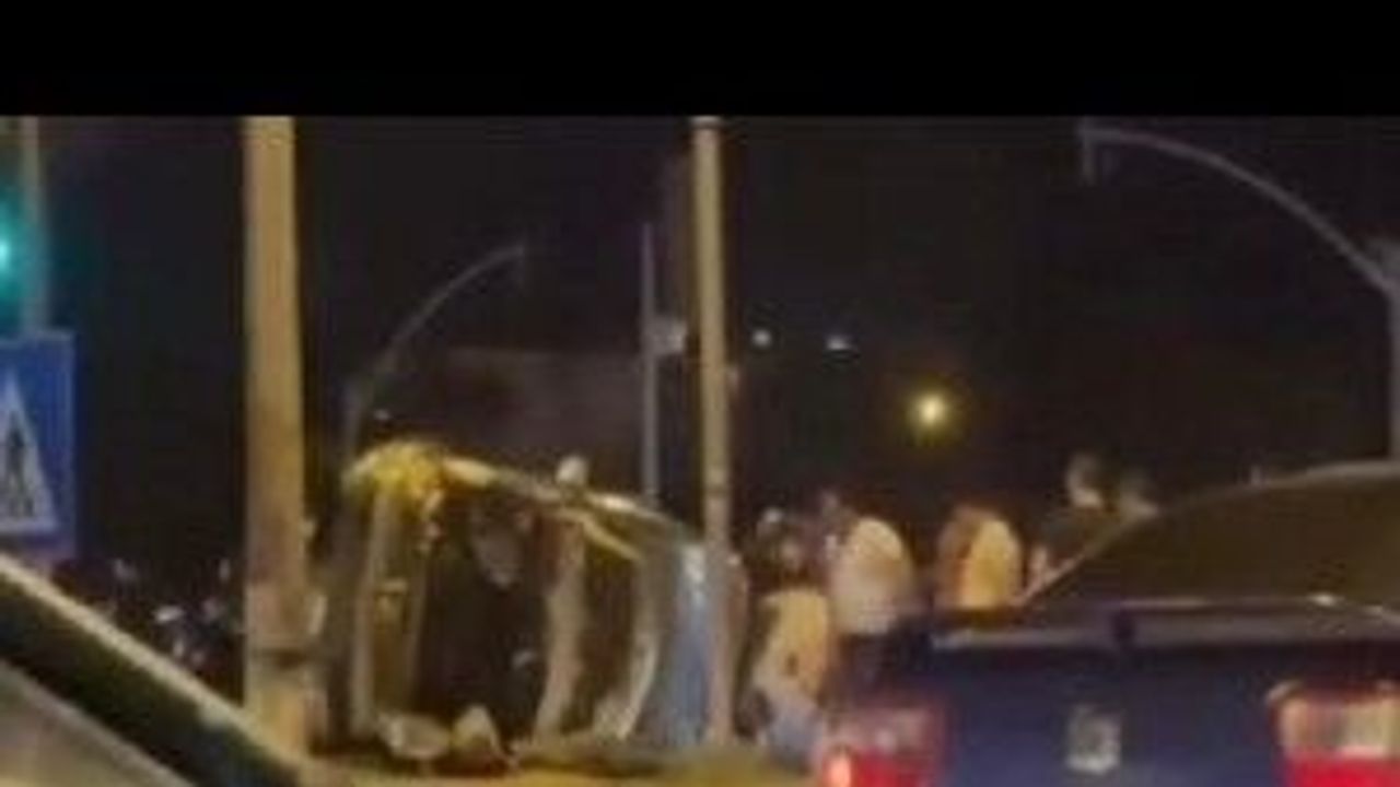 Eskişehir'deki kaza anı kamerada! Biri ağır 6 yaralı var