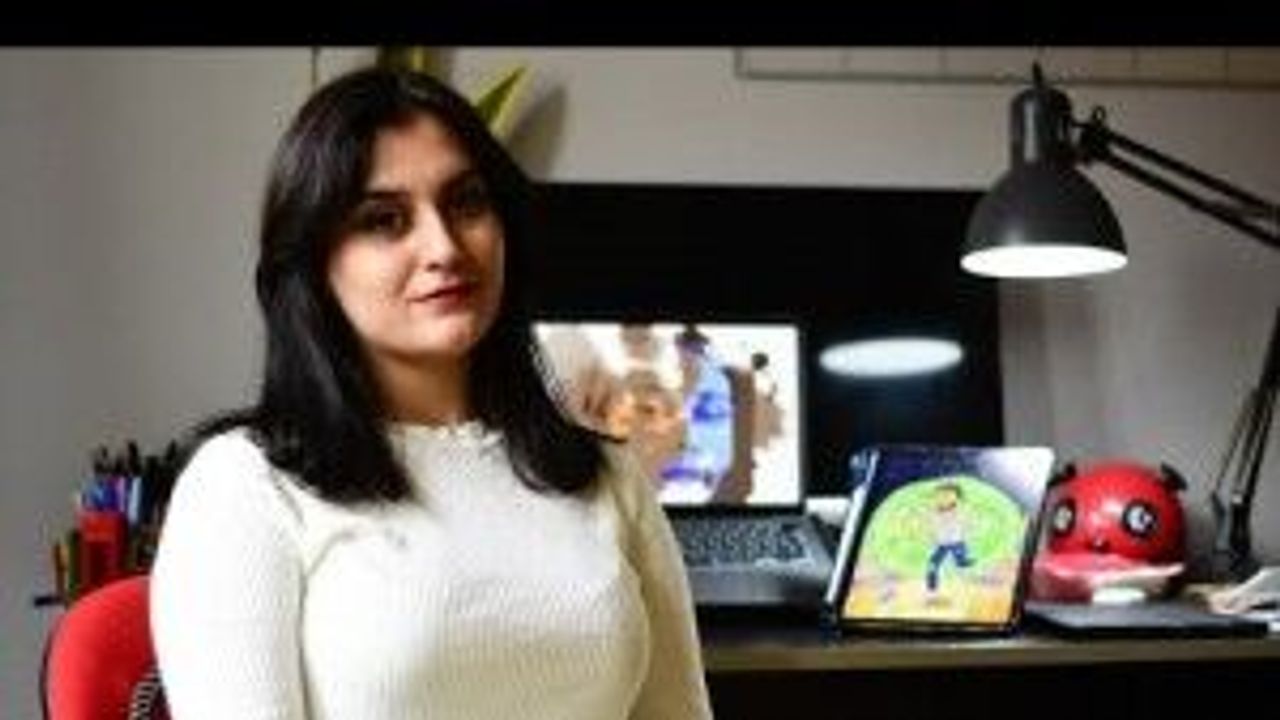 Anadolu Üniversitesi öğrencisi çizimlerini NFT'ye dönüştürüyor