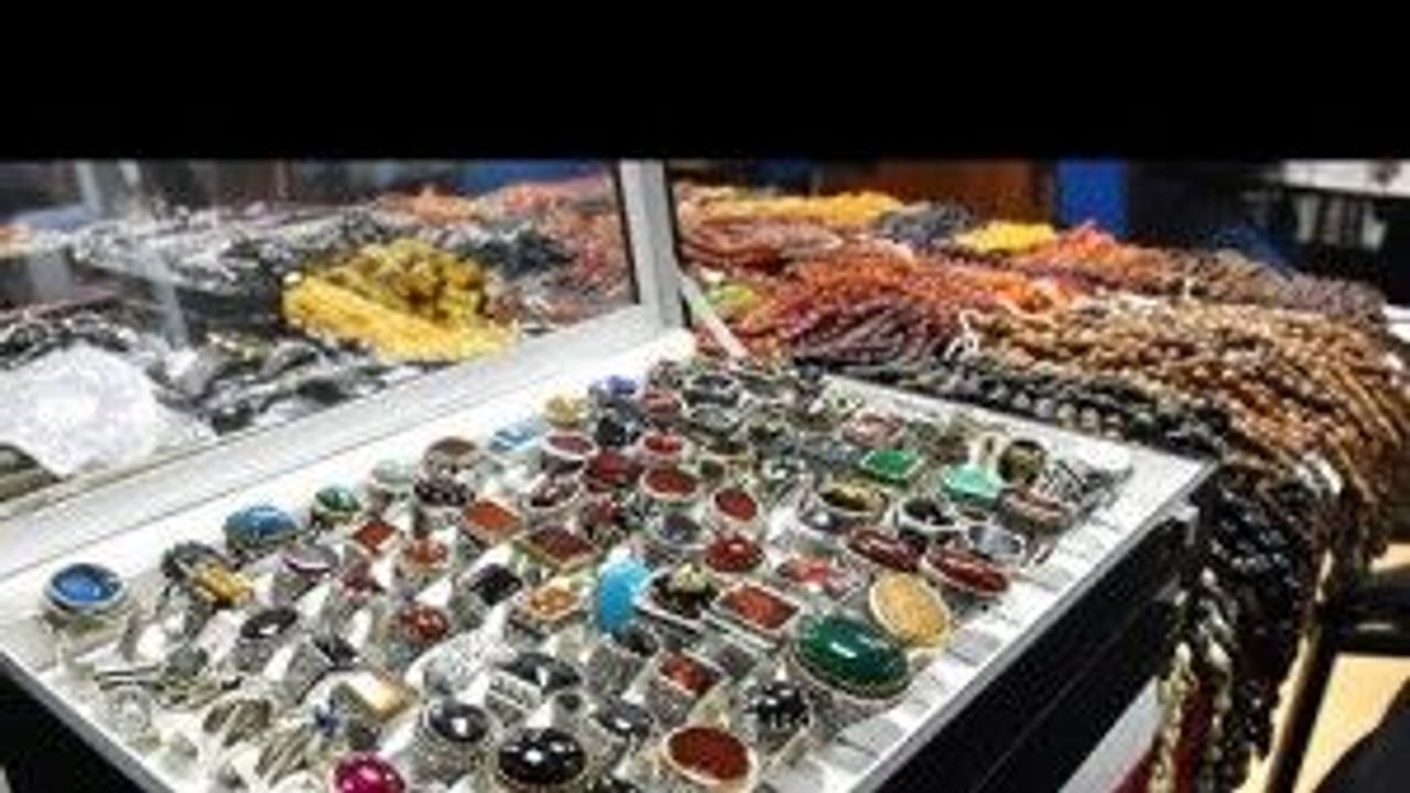 Eskişehir'in tespih pazarı! Binlerce liralık tespihler el değiştiriyor