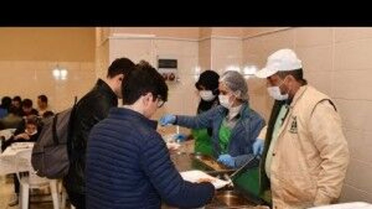 Eskişehir'de Tepebaşı Belediyesi'nden öğrencilere ücretsiz yemek hizmeti - "Gel beraber olsun!"