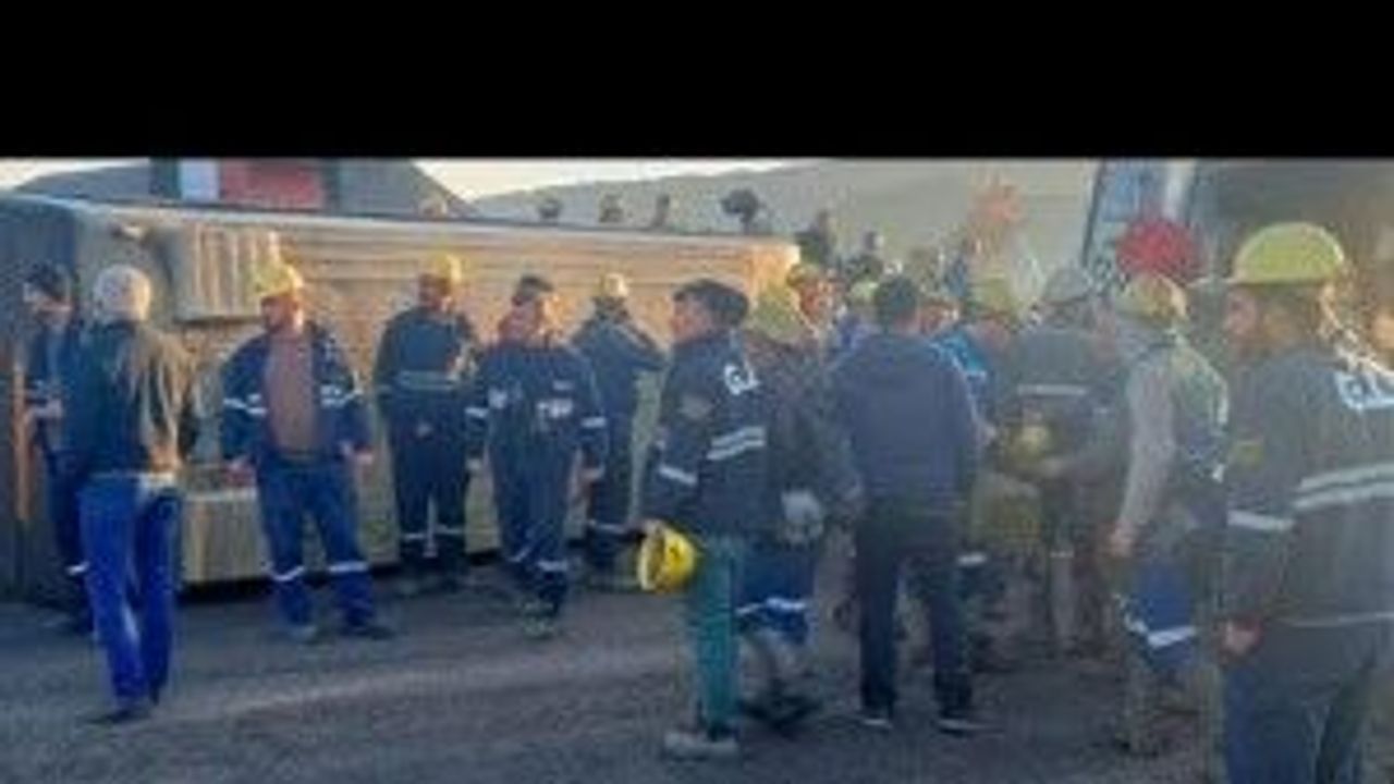 Kütahya'da işçi servisi kaza yaptı! 11 yaralı