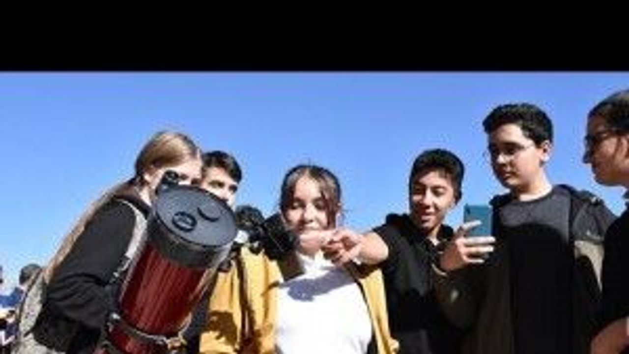 Eskişehir’de parçalı güneş tutulması heyecanla gözlemlendi