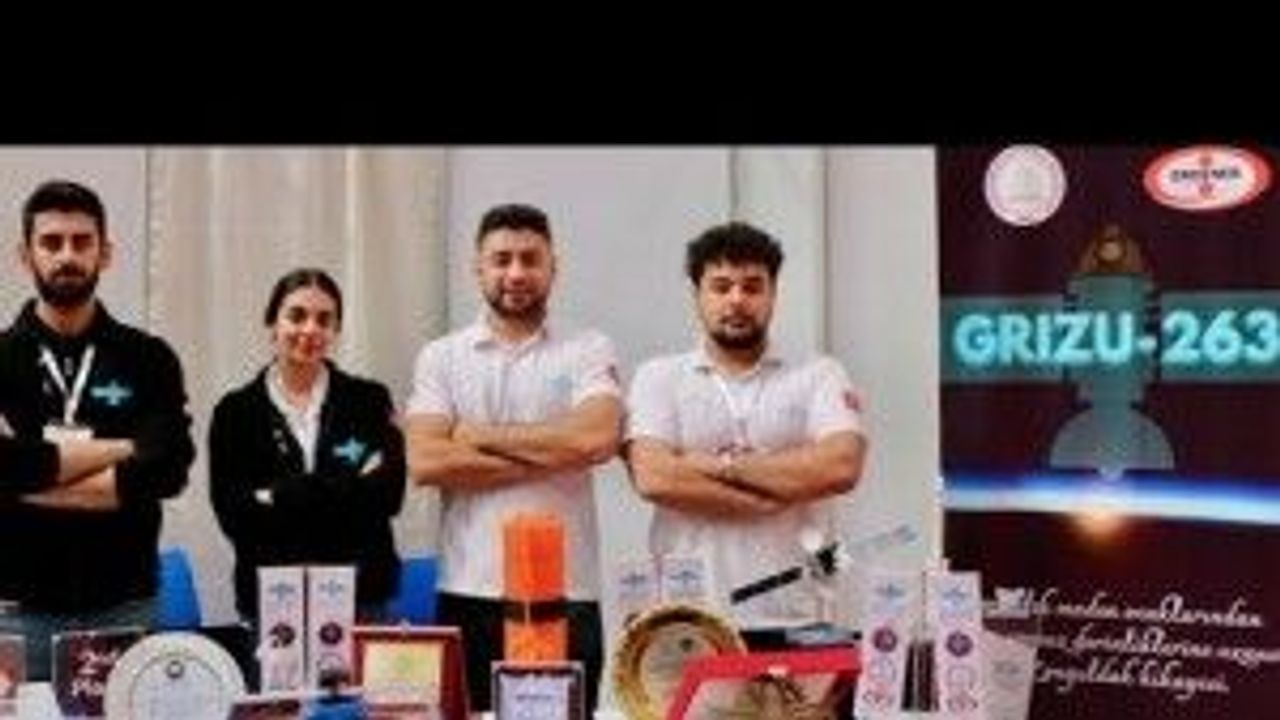 Türkiye'nin ilk cep uydusu da Eskişehir'deki fuarda