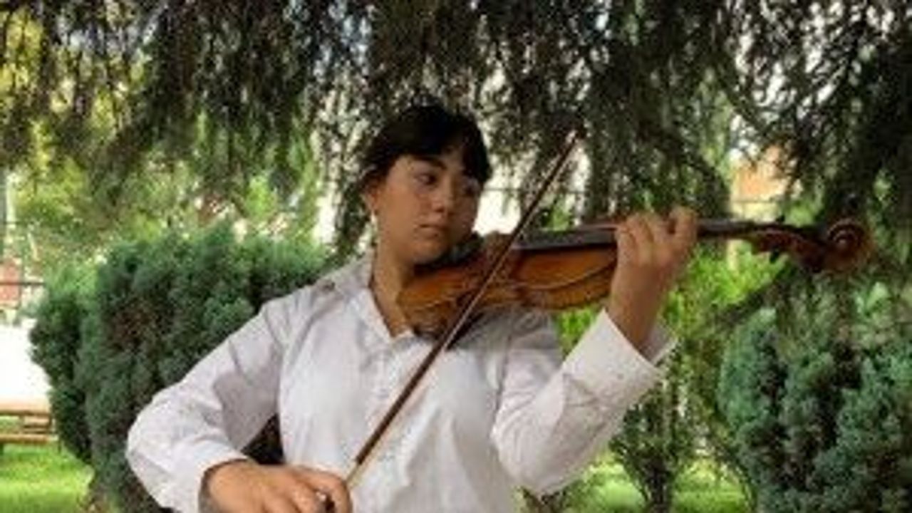 Çağfen'li genç müzisyen başarılarıyla Türkiye'yi gururlandırıyor