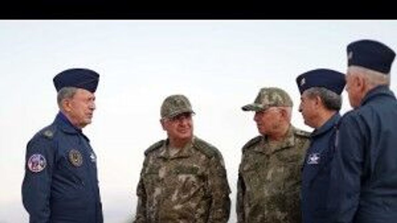 Bakan Akar Eskişehir'den seslendi: Şımarık Yunanistan!