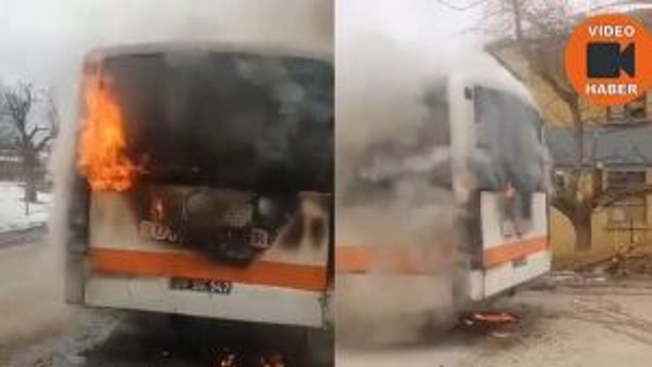 Eskişehir'de korkutan yangın! Belediye otobüsü alevlere büründü