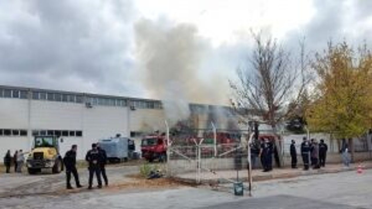 Eskişehir'deki fabrikada yangın çıktı!