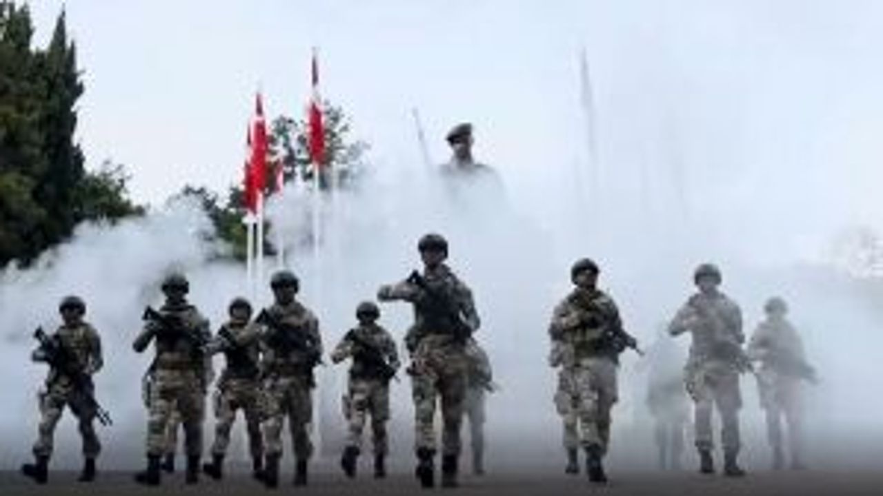 Harekat başladı! Türk komandoları Kuzey Irak'ta