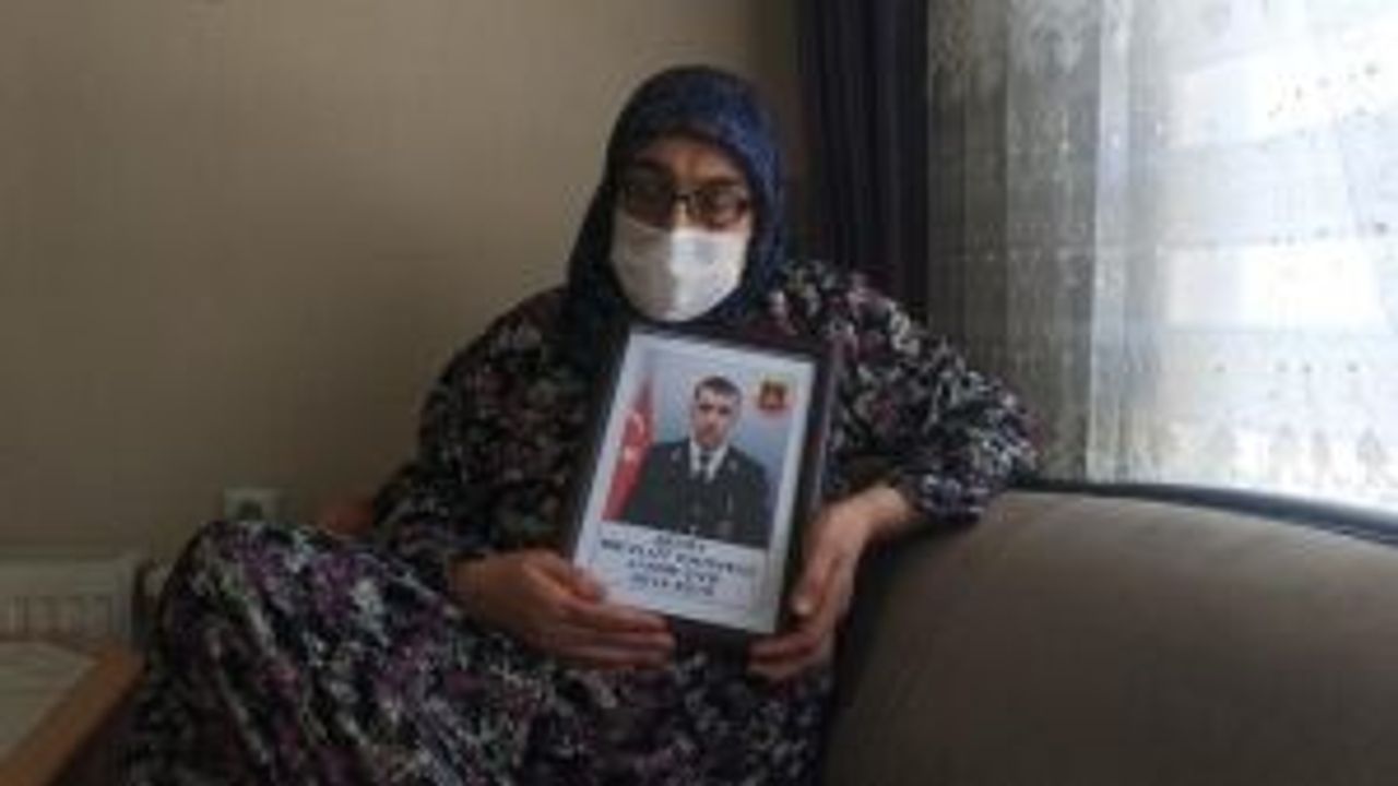 Şehidimizin annesi: Cumhurbaşkanına ‘Hepsinin kökünü kazı’ dedim