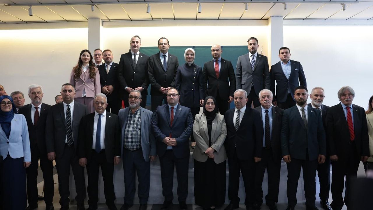 AK Parti Heyeti Belçika’da: Gurbetçilerin Sorunları Dinlendi, Talepler Alındı