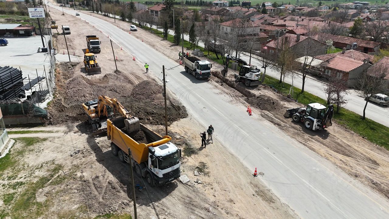 Eskişehir’de Yol Genişletme Çalışmaları Sürücülerden Tam Not Alıyor