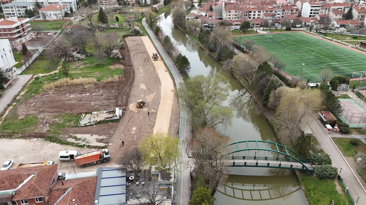 Büyükşehir Belediyesi Sümer ve Osmangazi’de Otopark Çalışması