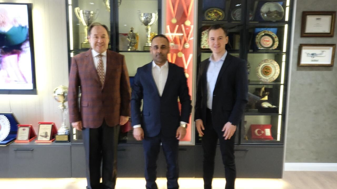 Cenk Aygün'den Medya 26 Grup'a ziyaret