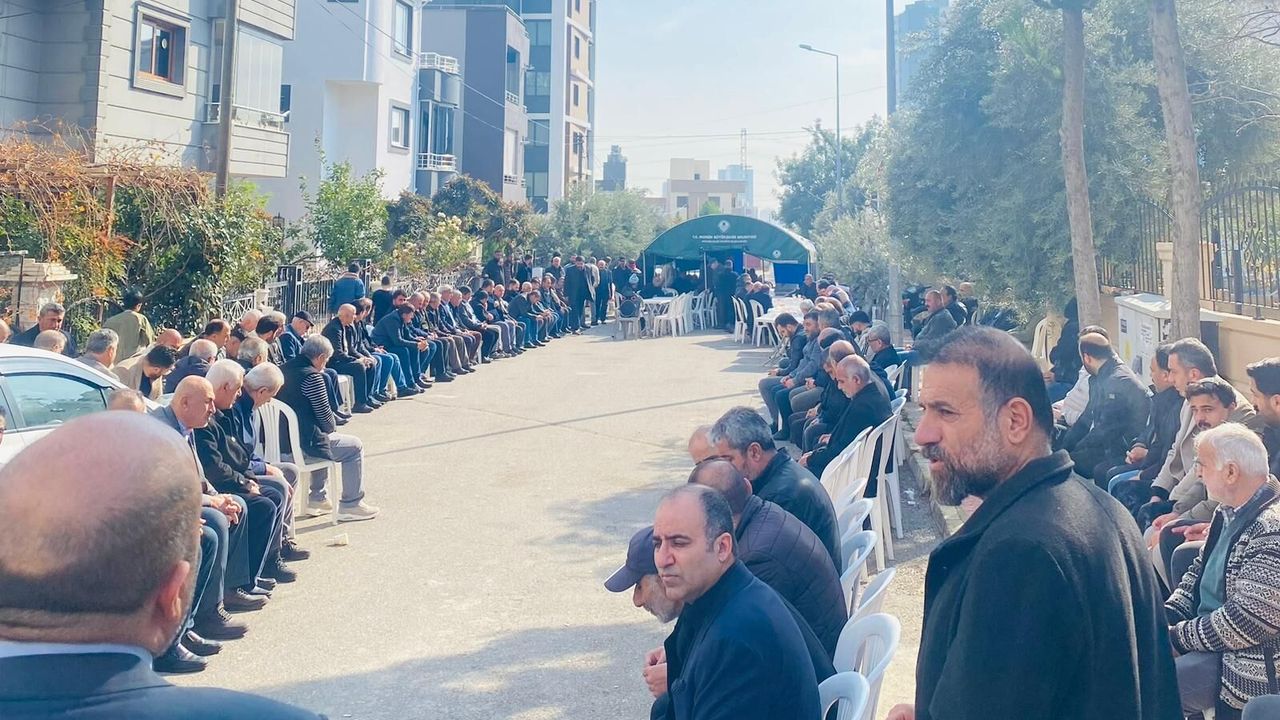 SASMER BAŞKANI DELİL ATEŞ’İN AMCASININ OĞLU LOKMAN ATEŞ SON YOLCULUĞUNA UĞURLANDI!