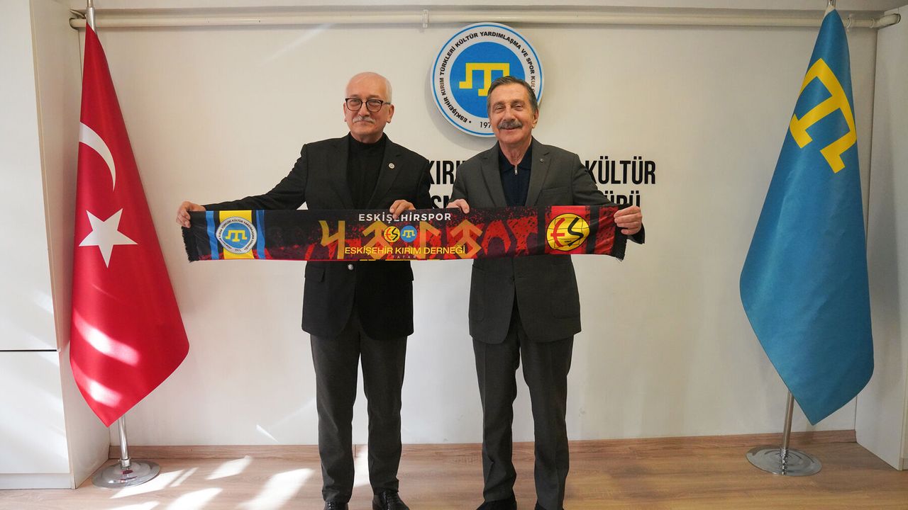 Başkan Ataç Kırım Türkleri Derneği'ni ziyaret etti