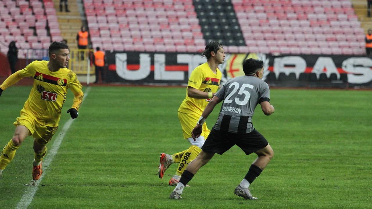 Eskişehirspor’da tempo yükseldi