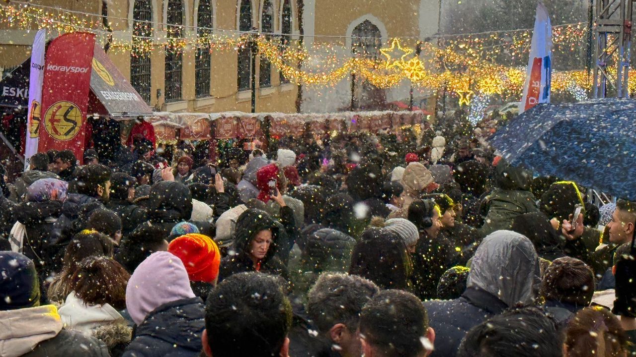 Odunpazarı’nda yeni yıl coşkusu rekor kırdı: Turistler akın etti