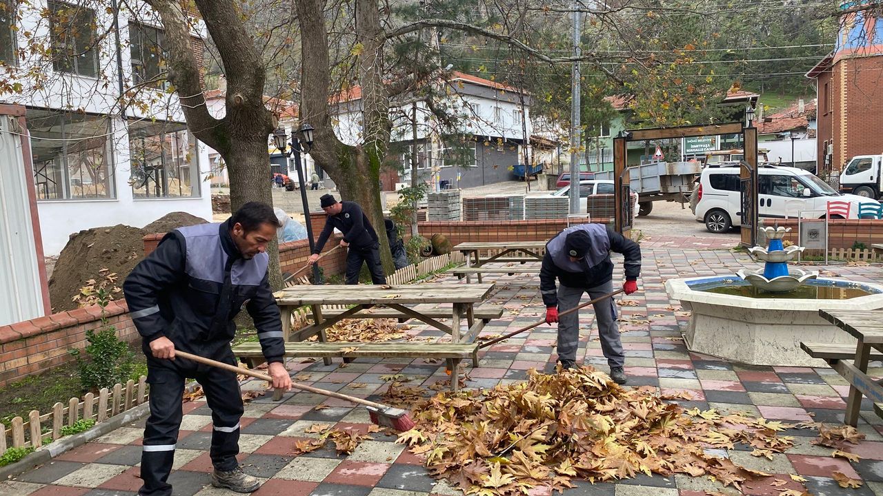 İnönü Belediyesi ilçe genelinde çalışmalarını sürdürüyor