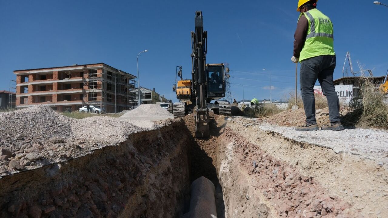 Kent genelinde güçlü altyapı çalışmaları