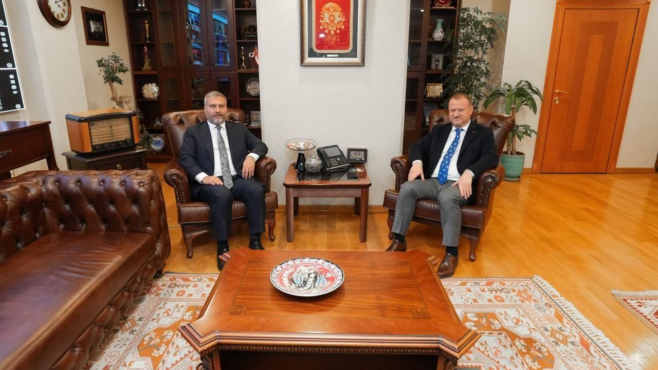 Rektör Adıgüzel’den RTÜK Başkanı Daniş’e hayırlı olsun ziyareti