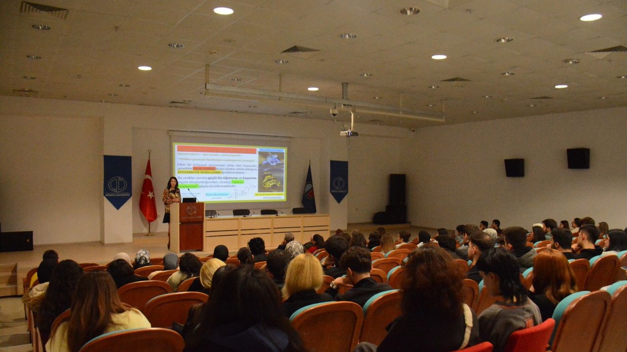 Doğada ve Sanatta Taklit paneli gerçekleştirildi