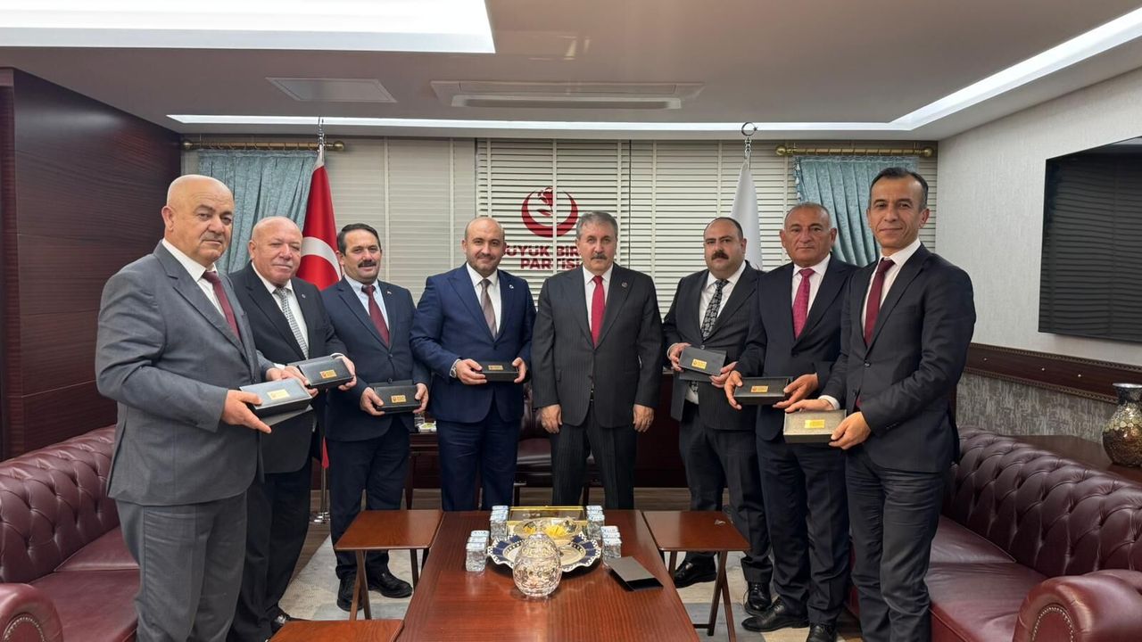 Belediye Başkanları ve AK Parti İl Başkanı, BBP Genel Başkanı Mustafa Destici’yi ziyaret etti