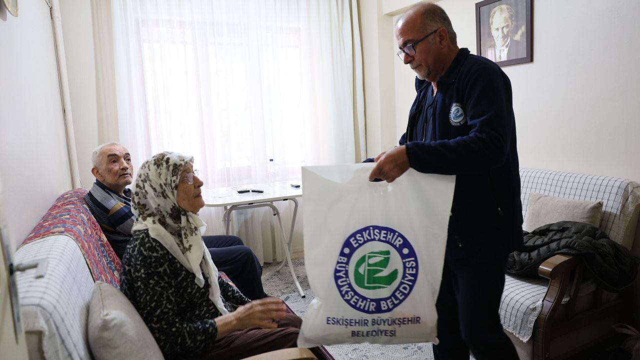 Büyükşehir Belediyesinden Engelliler Gününde anlamlı ziyaret
