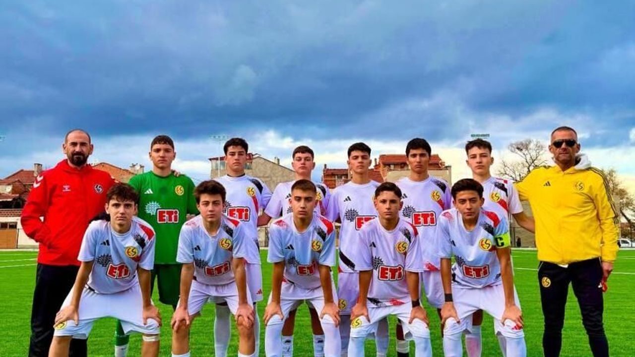 Eskişehirspor altyapısı haftayı üç galibiyetle tamamladı