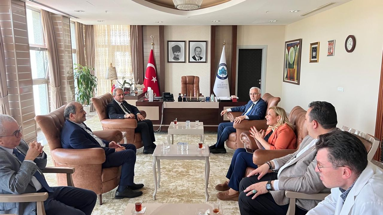 Ebelik Mesleği Ankara’daki Sempozyumda Masaya Yatırılıyor