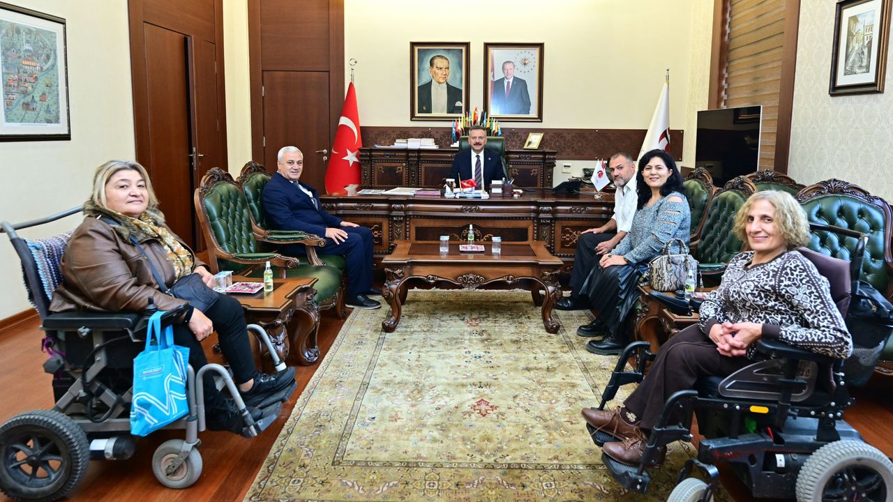 Türkiye Sakatlar Derneği'nden Vali Aksoy'a ziyaret
