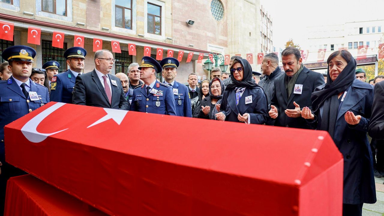 Başkan Ünlüce’den Şehit Pilot İçin Taziye Mesajı