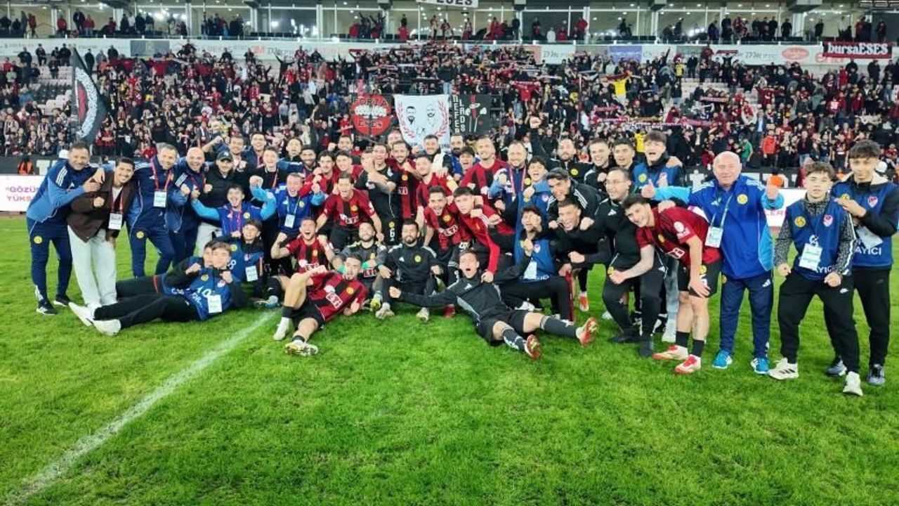 Eskişehirspor, Lig Arasında Hazırlık Maçı İçin Girişimlerde Bulunuyor