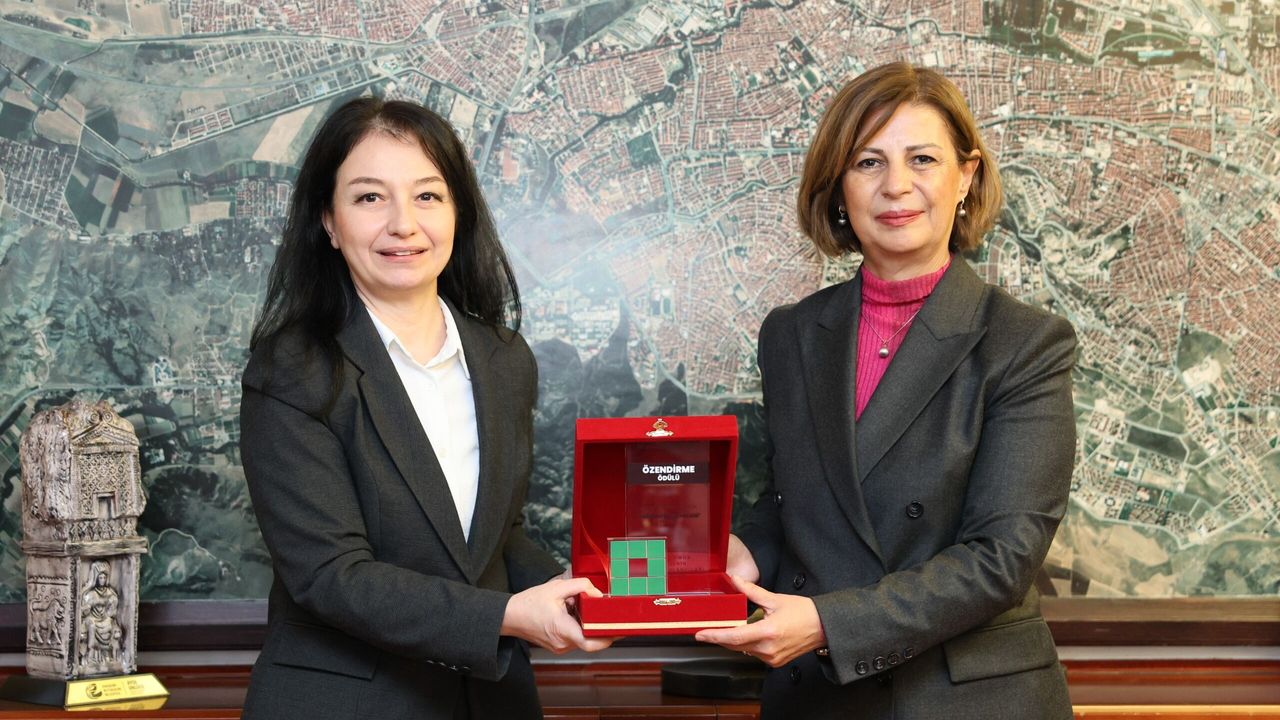 Bi' Fikirle Eskişehir Projesi ödül aldı