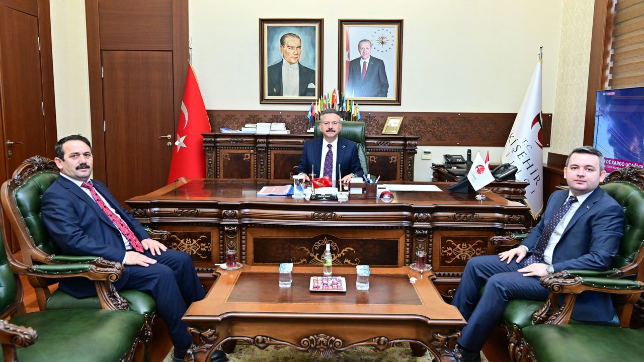 Vali Aksoy, Günyüzü İlçesinin Çalışmalarını Değerlendirdi
