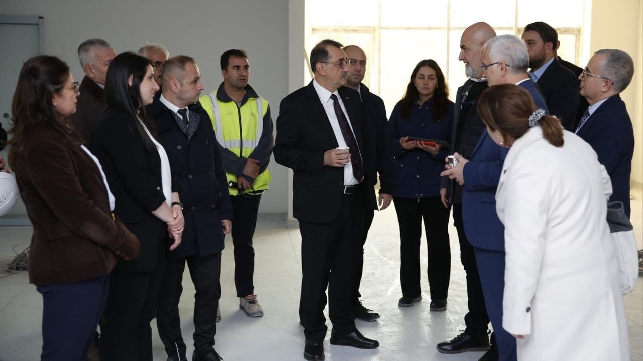 Fatih Dönmez’den ESOGÜ Ağız ve Diş Sağlığı Hastanesi’ne ziyaret