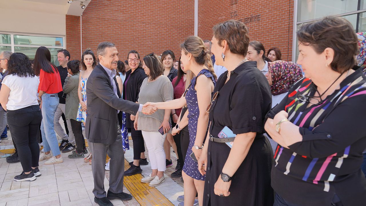 Bayramlaşma Törenleri Sürüyor