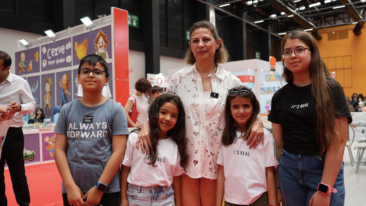 Başkan Ünlüce’den Kitap Fuarı ziyareti