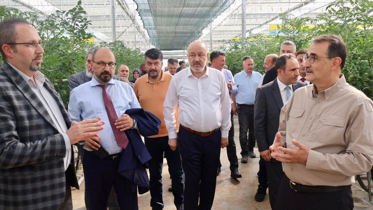 Eskişehir’in ilk topraksız tarım işletmesi açıldı