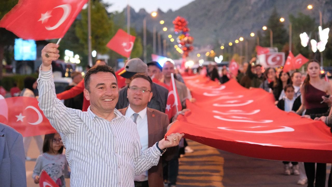 Sivrihisar’da 19 Mayıs Coşkusu Sokaklara Taştı