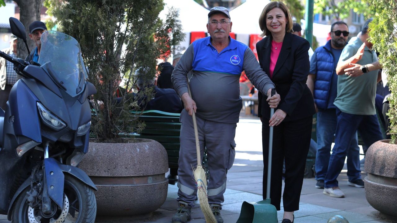 Başkan Ünlüce Esnaf ve Vatandaşla Bir Araya Geldi