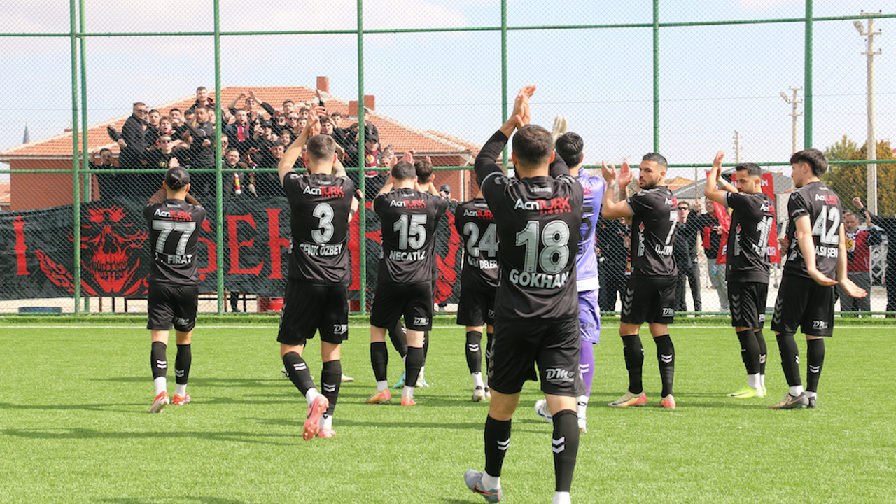 Eskişehirspor liderlik koltuğuna oturdu