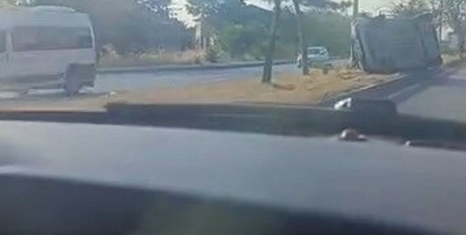 Eskişehir Çevreyolunda Kontrolden Çıkan Otomobil Takla Attı!