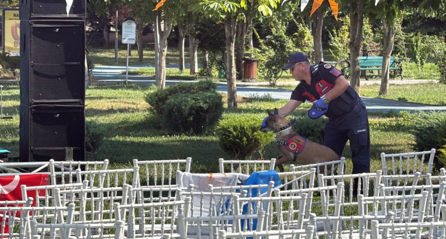 Eskişehir’de Bakan Programı Öncesi Bomba Araması