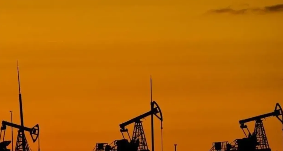 Ortadoğu’daki Savaş Petrolü Yükseltti