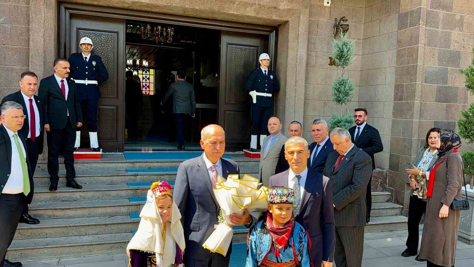 TBMM Başkanı Kurtulmuş, Vali Aktaş’ı ziyaret etti