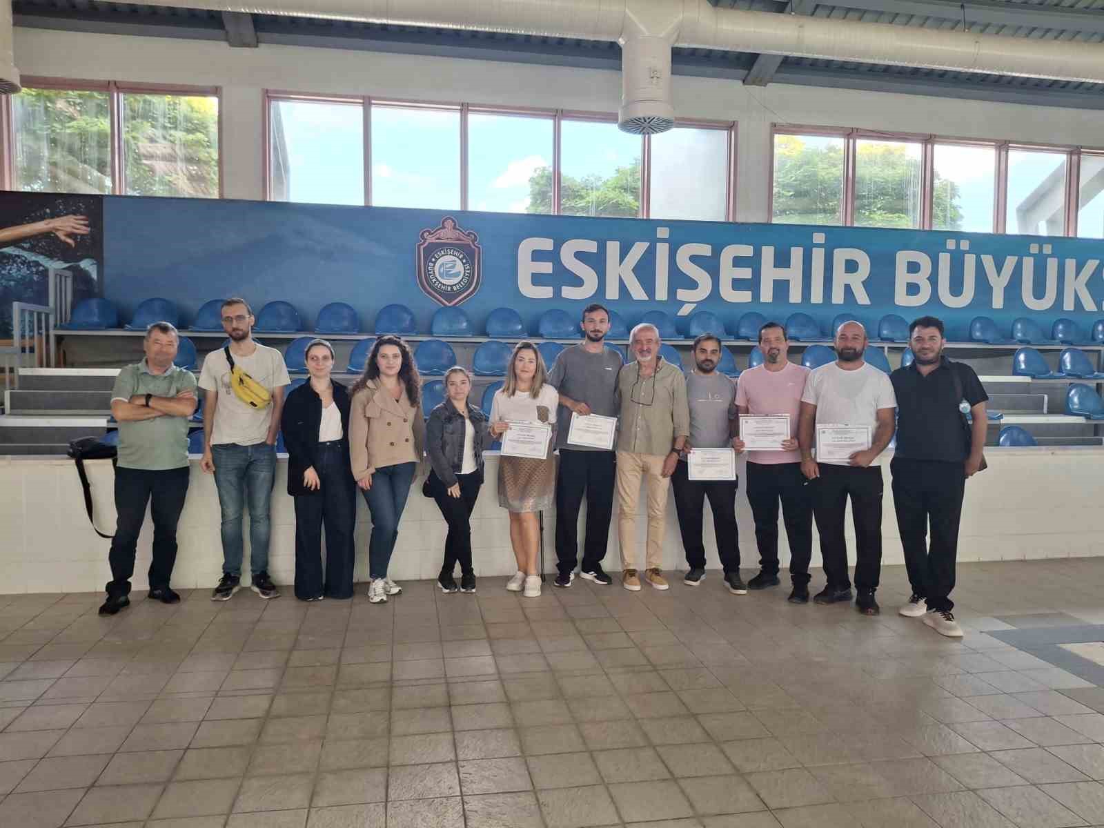 Kentpark’ta havuz suyu güvenliği için uygulamalı eğitim