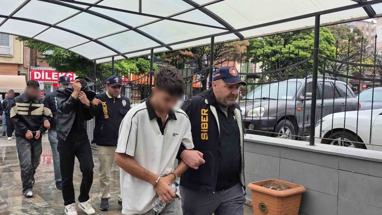 Yasa dışı bahis operasyonunda 6 bin 51 kişinin IBAN bilgilerini kullandıran 6 şüpheliden 2’si tutukladı, 4’ü adliye sevk edildi